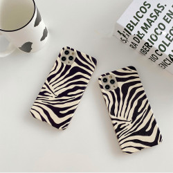 Iphone 13 Zebra Design Cover