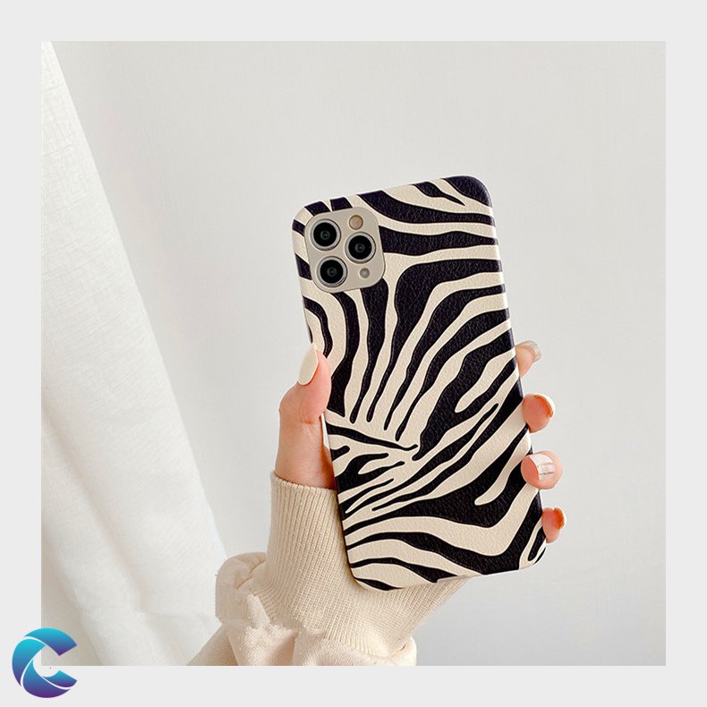Iphone 13 Zebra Design Cover
